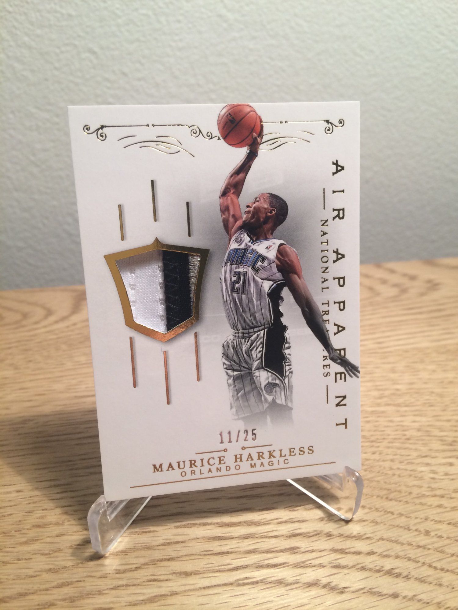 2013-14 Panini National Treasures Air Apparent Prime #47 Maurice Harkless.jpg