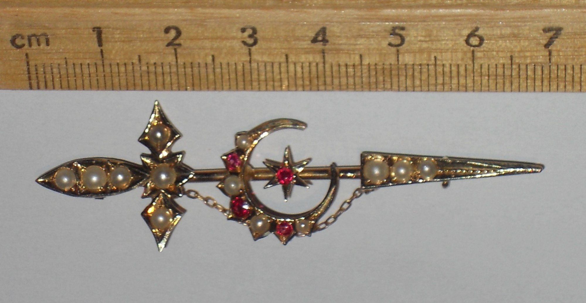 antiques-brooch2-afront3.JPG