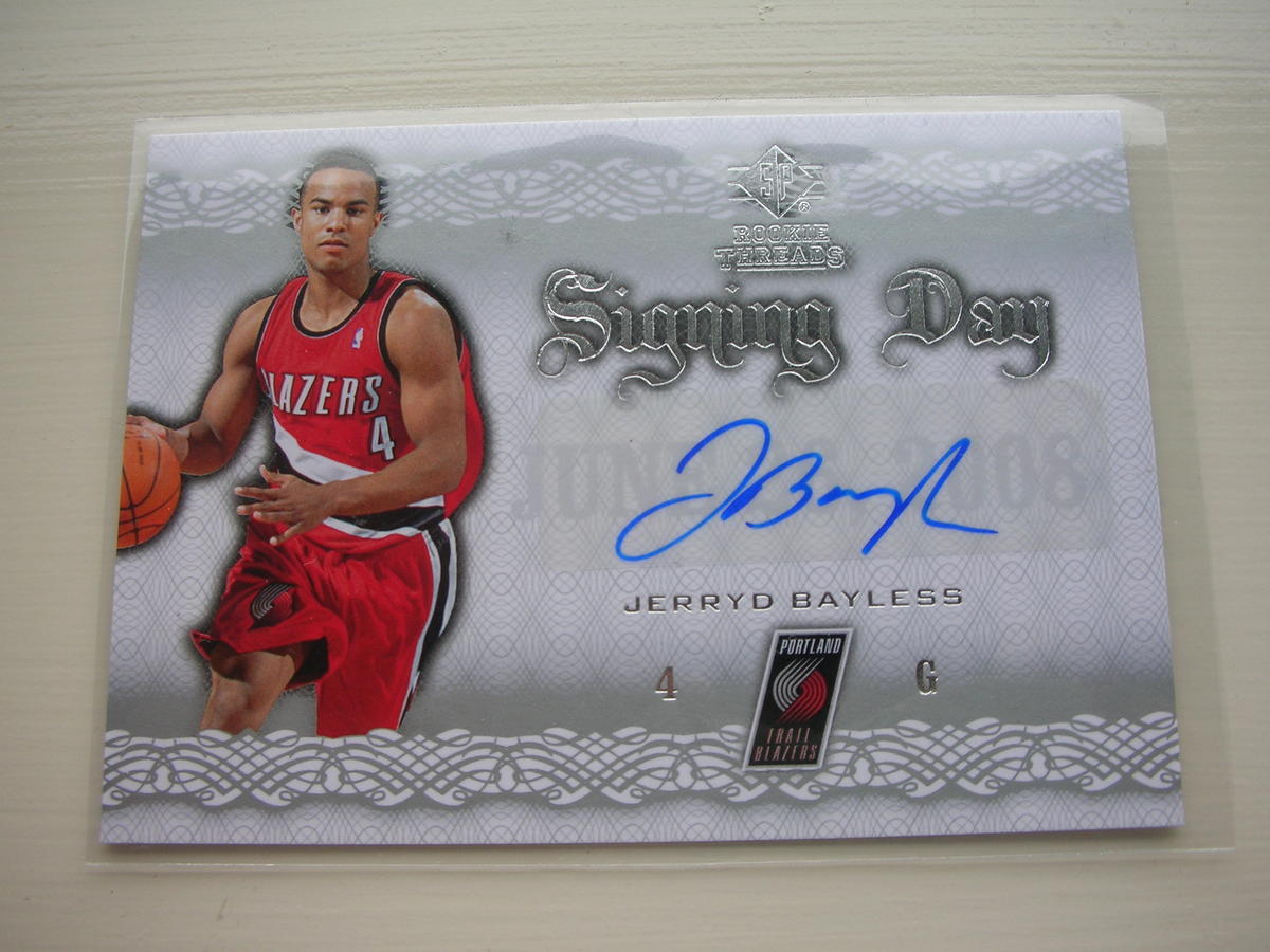 jerryd bayless - signing day.jpg