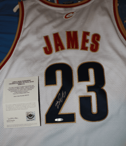 Lebron james signed rc year jsy.PNG