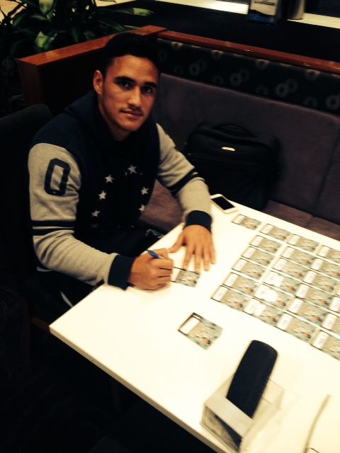 Valentine Holmes Signing 1.JPG