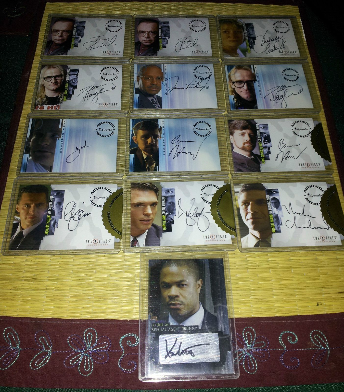 X Files Autos And Costume Cards 2.jpg