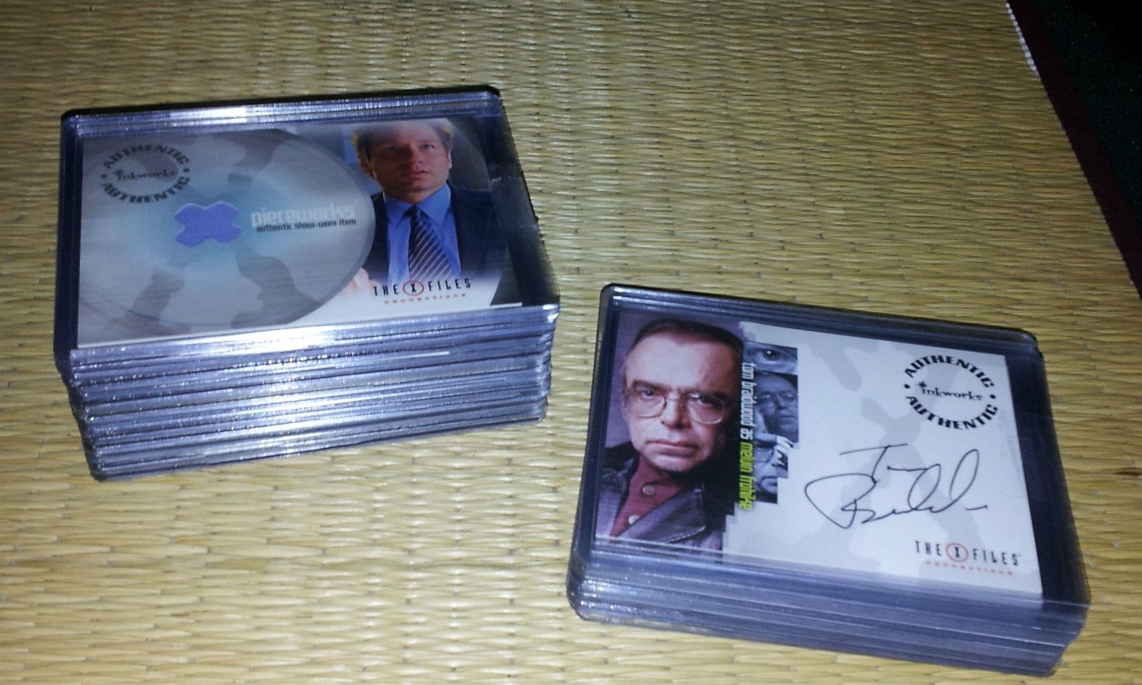 X Files Autos And Costume Cards.jpg