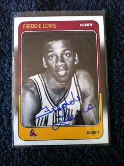 2012-13 Fleer Retro Autographs 1988 Freddie Lewis (1).JPG