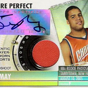 MAY 05-06 TOPPS PICTURE PERFECT AUTO SHORTS.jpg