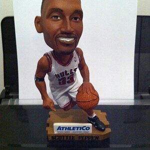 pippenbobblehead$45.jpg