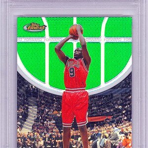 200506_luoldeng_finest_26_greenrefractor_psa10.jpg