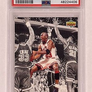 Insert - Team MVP  - Upper Deck - 1992-93 - Michael Jordan.jpg