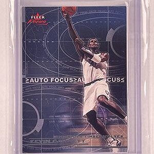 Insert - Auto Focus - Fleer Focus - 2003-04 - Kevin Garnett.jpg