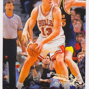 1995-96 UPPER DECK ELECTRIC COURT 243 LUC LONGLEY.jpeg