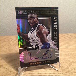 2014-15 NBA Hoops Hot Signatures #16 Horace Grant.jpg