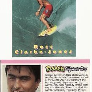 1992 BEACH SPORTS ROSS CLARKE-JONES SURFING CARD #77.JPG