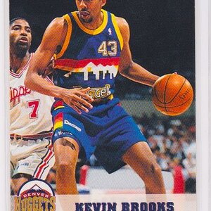 1993-94 Hoops #325 Kevin Brooks.jpeg