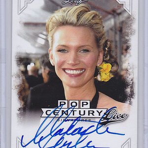 Natasha Henstridge on card auto.jpg