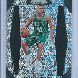 2017-18 Panini Prizm Prizms Fast Break #19 Ante Zizic 1.png