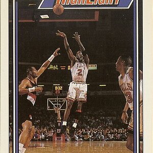 Topps Jordan Pippen Right.jpg