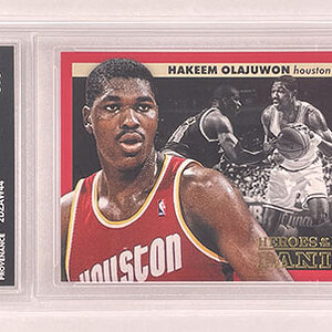 Insert - Heroes of the Hall - Panini - 2012-13 - Hakeem Olajuwon.jpg