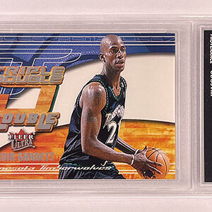 Insert - Triple Double Trouble - Ultra - 2001-02 - Kevin Garnett.jpg