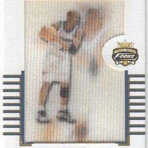 2001 Fleer Focus Materialistic Home 40of50 front.jpg