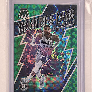 Insert - Thunder Lane - Mosaic - 2021-22 - Green Mosaic Prizm - Giannis Antetokounmpo.jpg