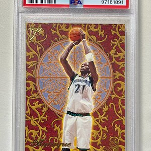 Media 'IMG_8355.JPG' in category 'NBA Cards'