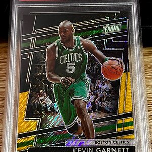 Media 'IMG_0014.JPG' in category 'NBA Cards'