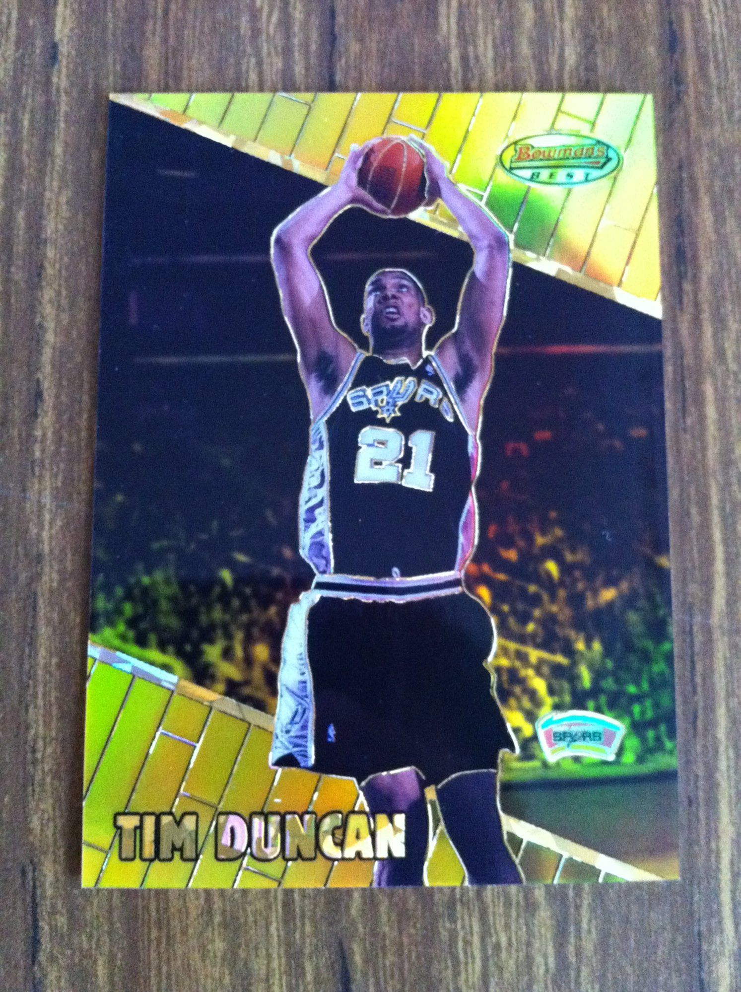 1999-00 Bowman's Best Atomic Refractor Tim Duncan (1).JPG