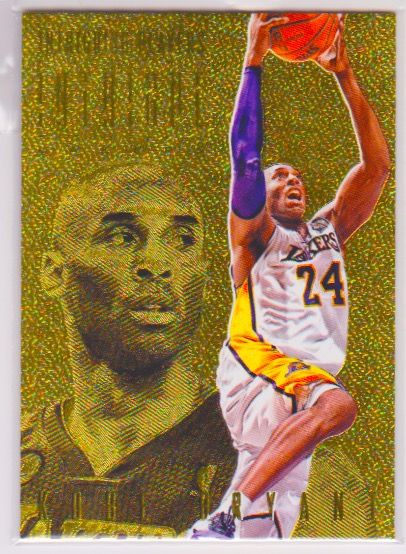 2013-14 Panini Intrigue Intriguing Players Gold #157 Kobe Bryant 08:10.jpeg