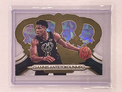 Base - Crown Royale - 2018-19 - Gold Crystal - Giannis Antetokounmpo.jpg