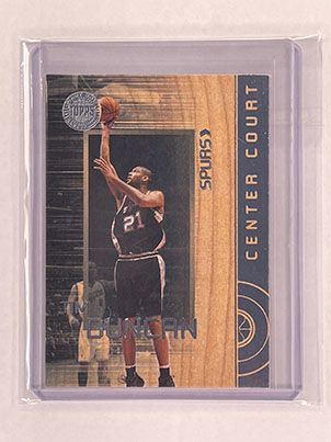 Insert - Center Court - Topps First Row - 2005-06 - Silver - Tim Duncan.jpg