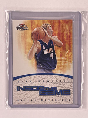 Insert - Inside The Game - Fleer Force - 2001-02 - Dirk Nowitzki.jpg