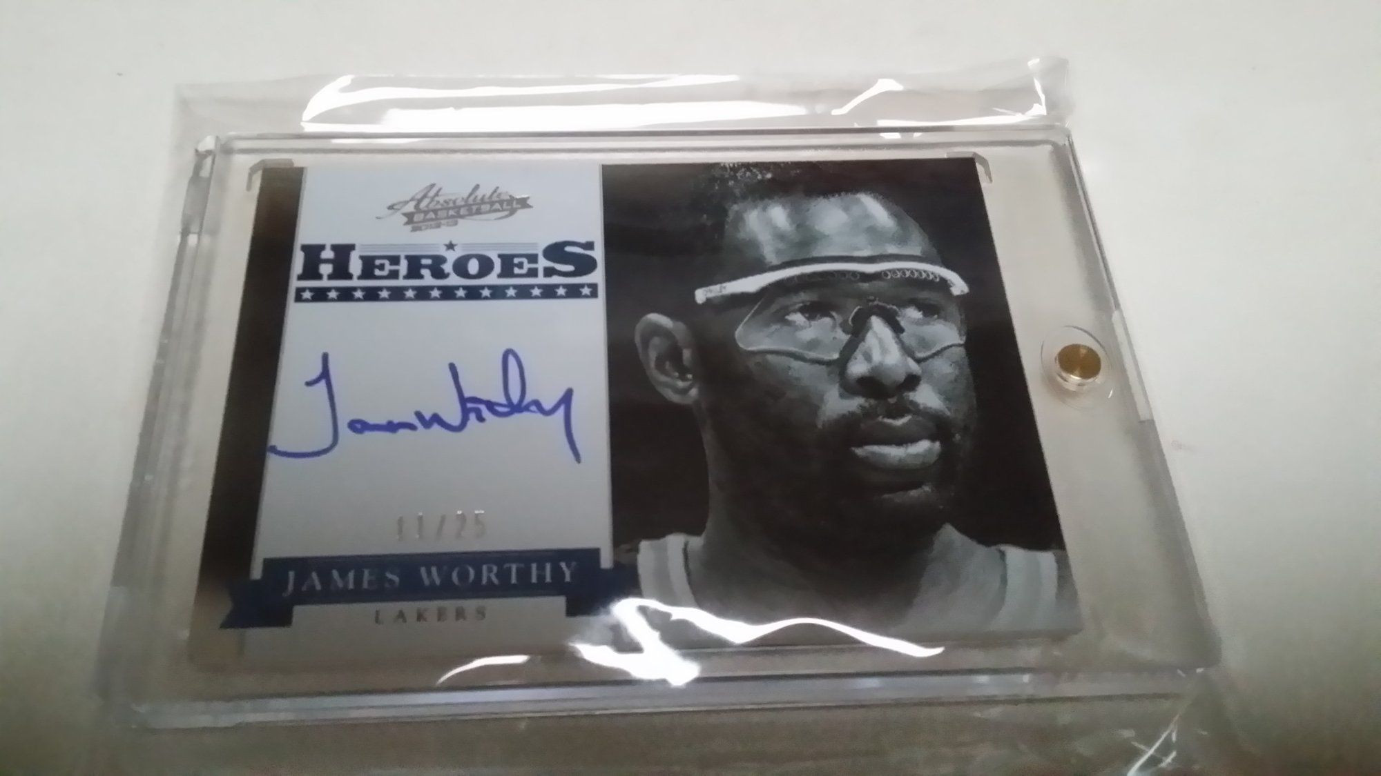 James Worthy.jpg